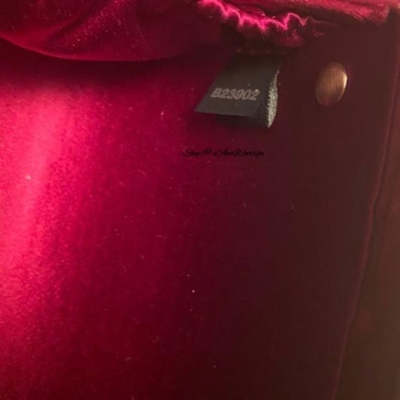 Cole Haan rare ruby satin basketweave oval clutch *shop@iamwarrior